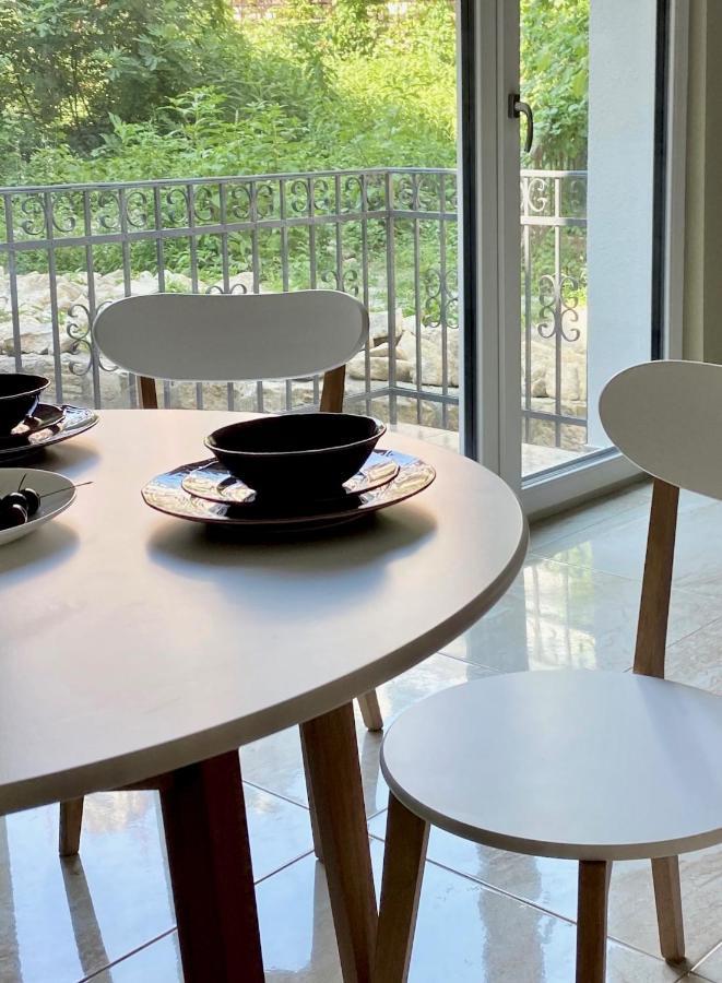 Old Town Center Apartment