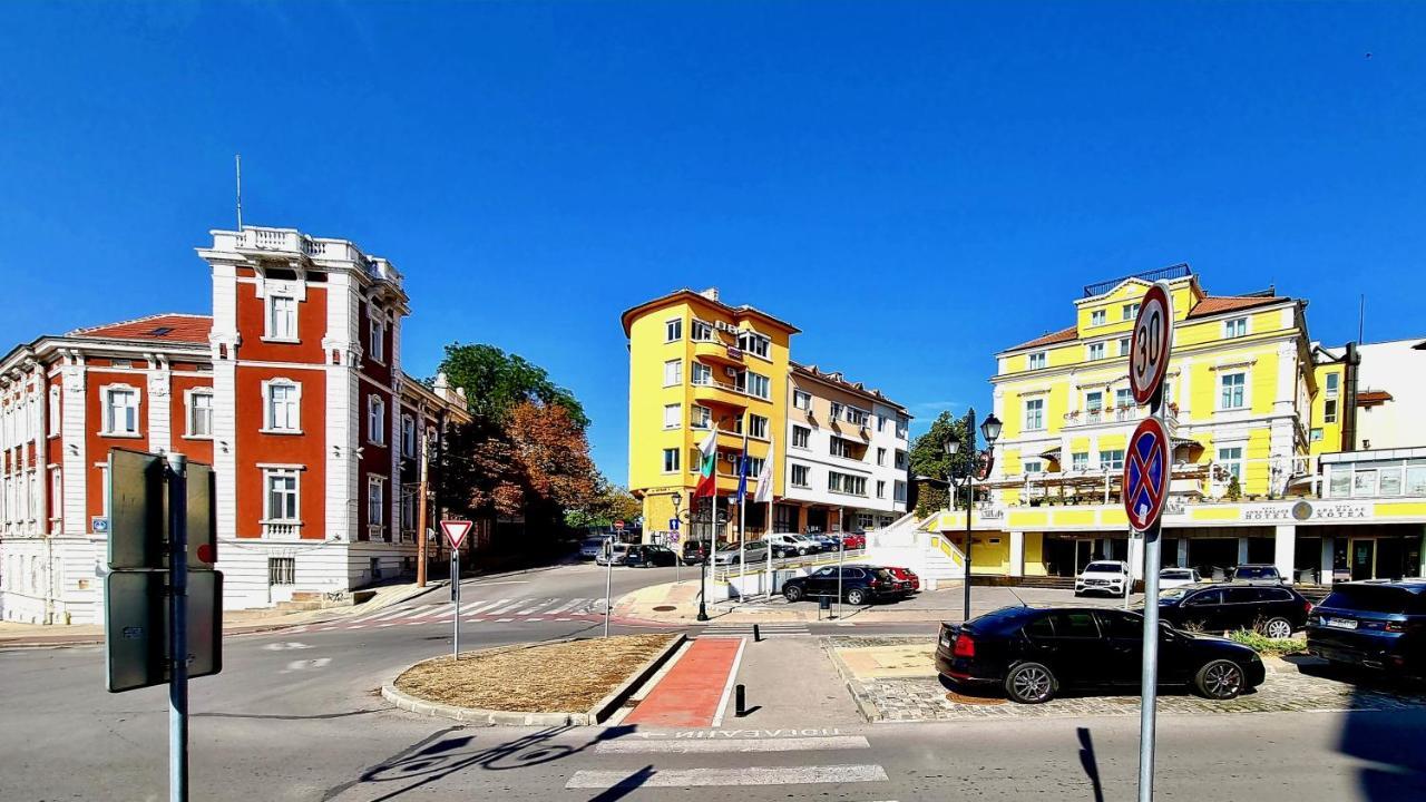 Old Town Center *
